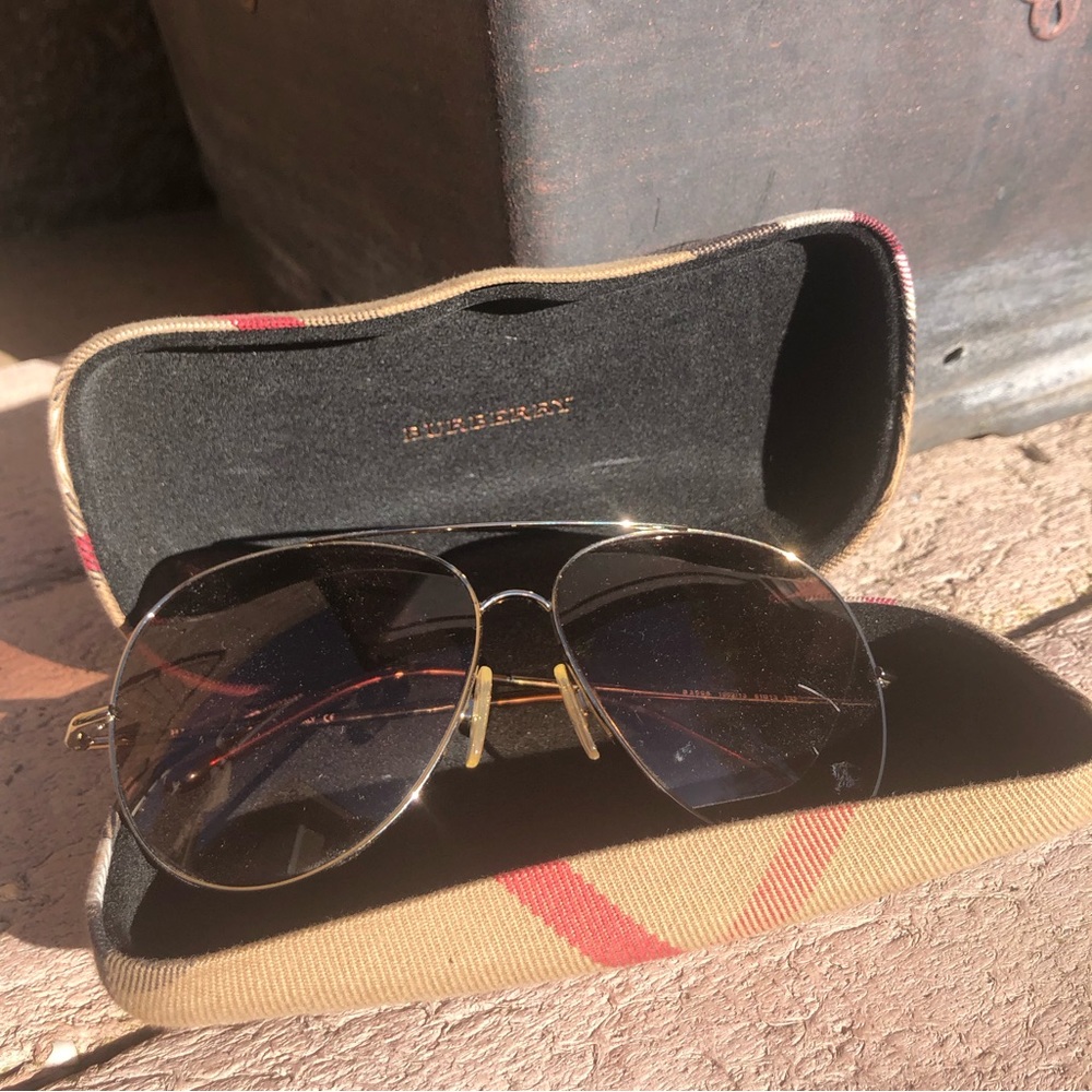 Burberry Sunglasses Aviators Pilot Engraved Gold Brown Unisex Vintage